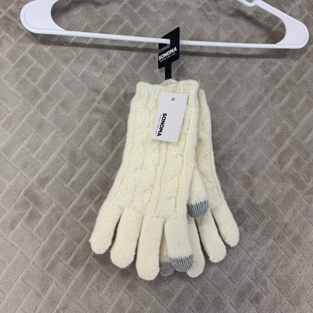 Sonoma Gloves Womens One Size Cream White Cable Knit Sweater